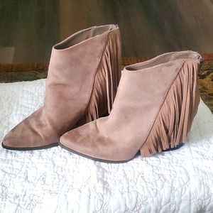 Candies suede fringed booties